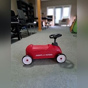 Radio Flyer Kids Ride-On Toy